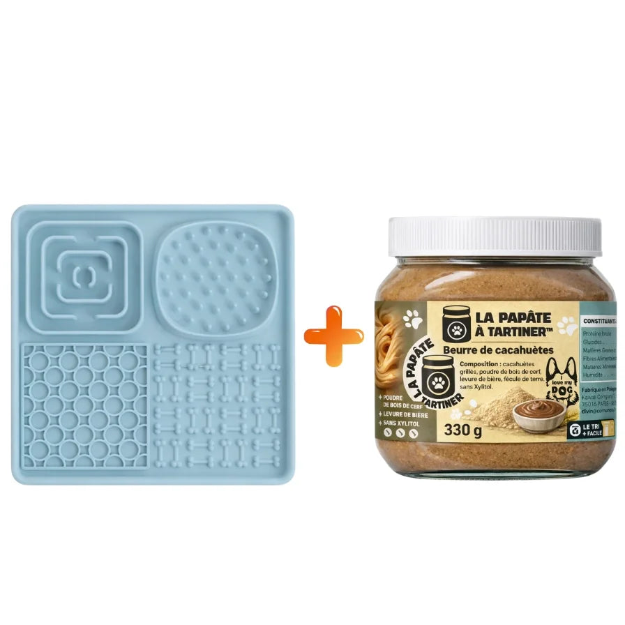 tapis de léchage bleu avec pate a tartiner